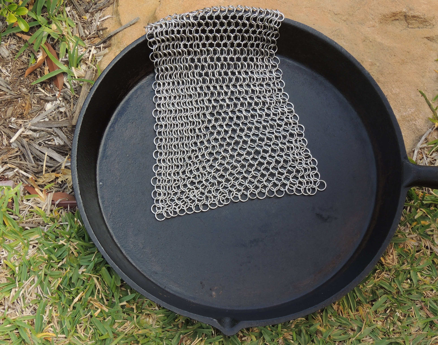 Cast Iron Cleaner and Scrubber XL 8x8 Inch